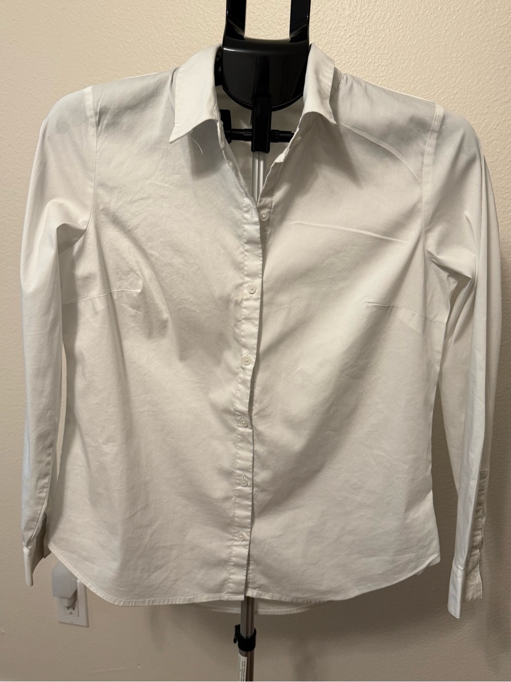 Nine West White Long-Sleeve Button Down Shirt